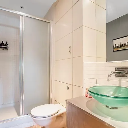 Luxury Huge Modern Open Plan 2Bedroom Flat - Free Private Parking & Balcony Located At The Ovo Hydro And Sec Centre Glasgow Exterior photo