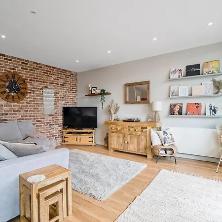 Luxury Huge Modern Open Plan 2Bedroom Flat - Free Private Parking & Balcony Located At The Ovo Hydro And Sec Centre Glasgow Exterior photo